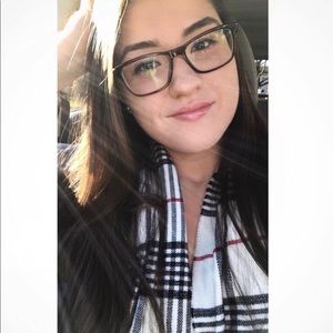 Meet your Posher, Mallory